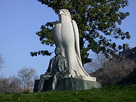 280px-Museu_Calouste_Gulbenkian_-_Statue_of_the_Founder_(Auto_Exposure)